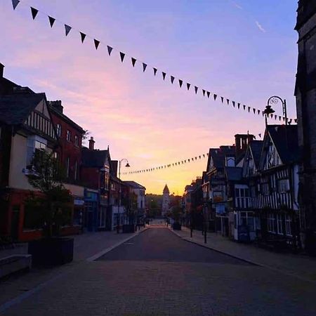 No5 At 53 - 2 Bed Apartment In Leek, Staffs Peak District Exteriör bild