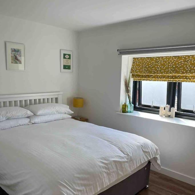 No5 At 53 - 2 Bed Apartment In Leek, Staffs Peak District Exteriör bild